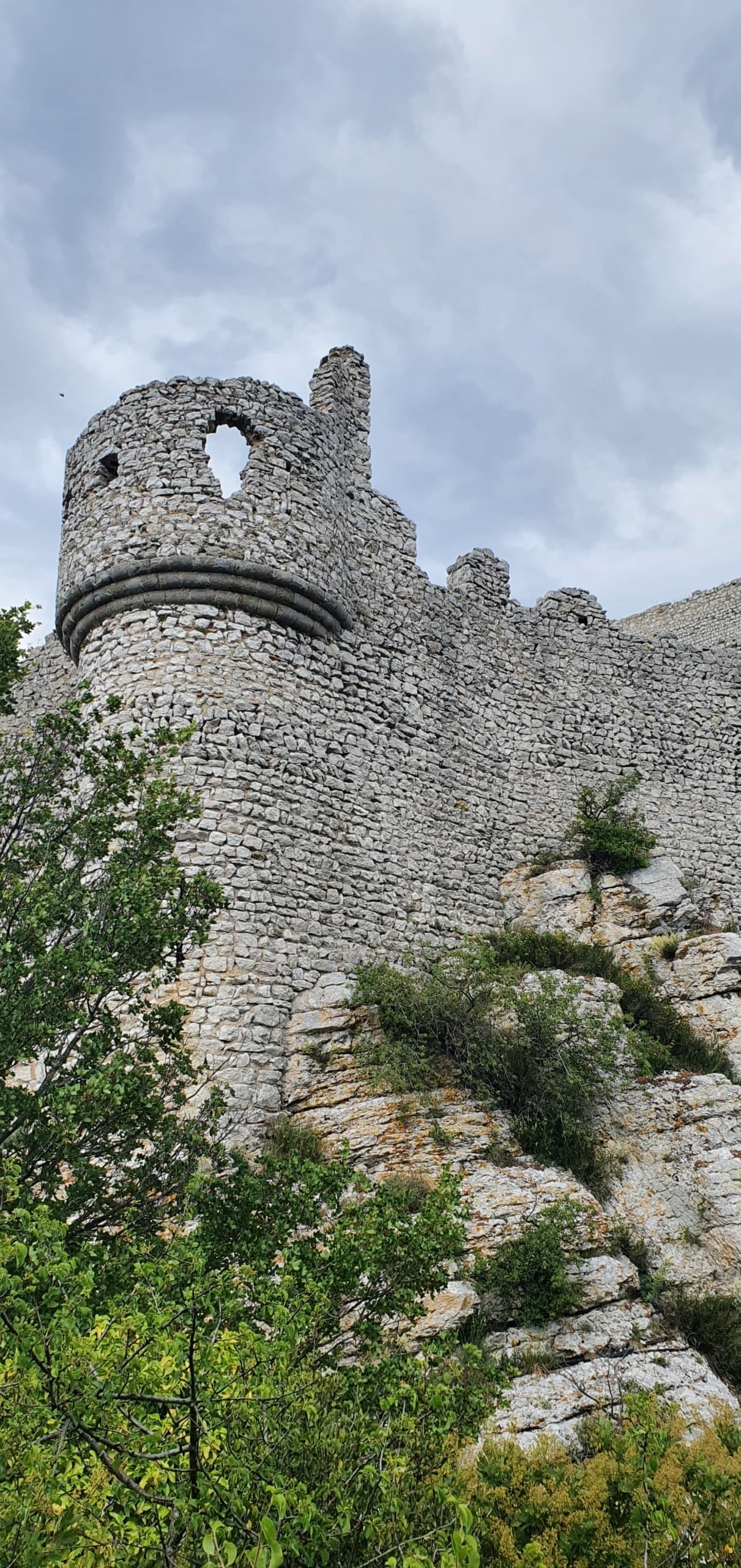 Château de Crussol en Ardèche - 04chateau-de-crussol©LittleTiti-1-scaled