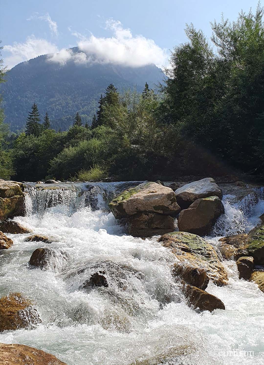La cascade de Pissieu dans le massif des Bauges - cascade-de-pissieu10