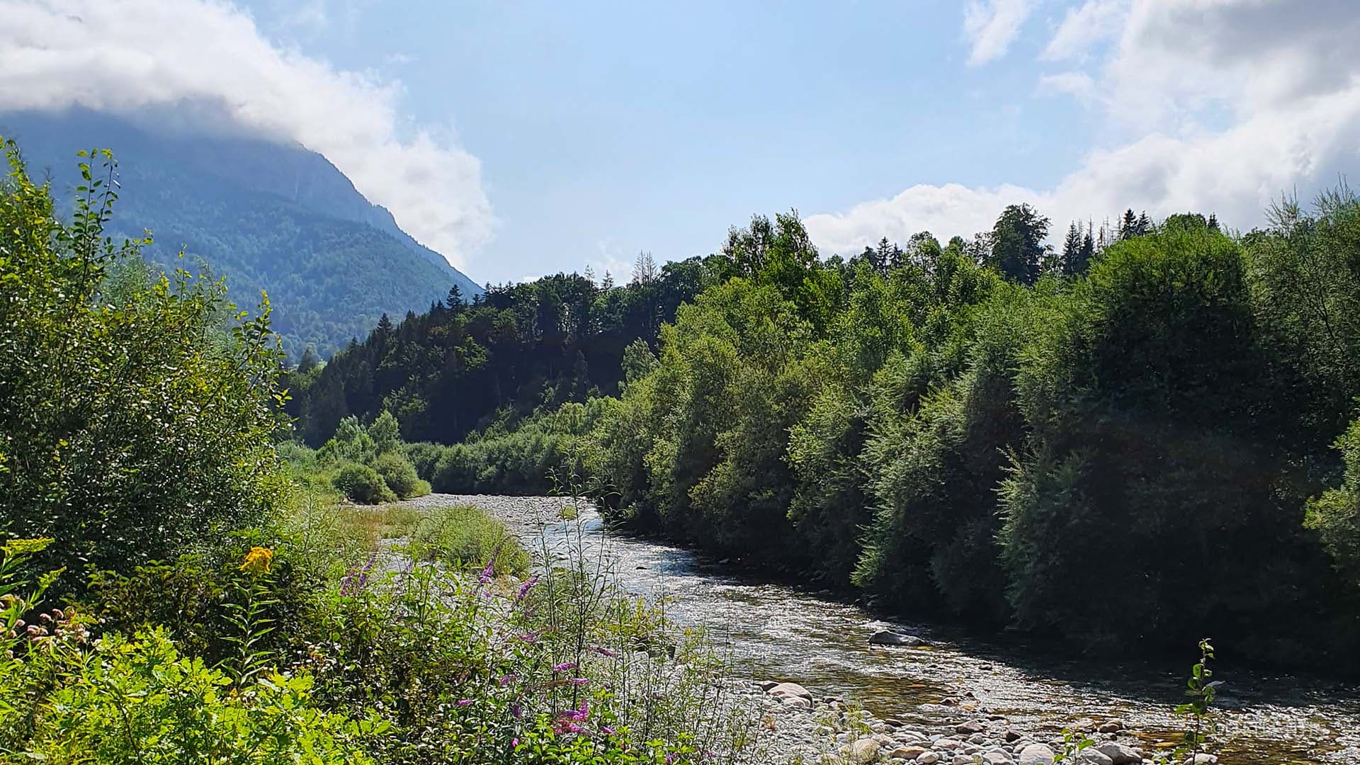 La cascade de Pissieu dans le massif des Bauges - cascade-de-pissieu7